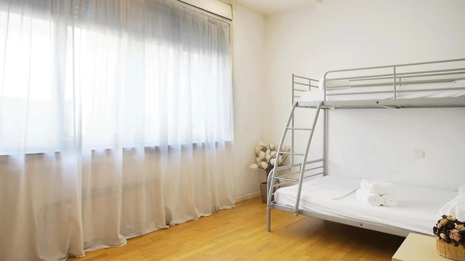 Rio central apartment Milán